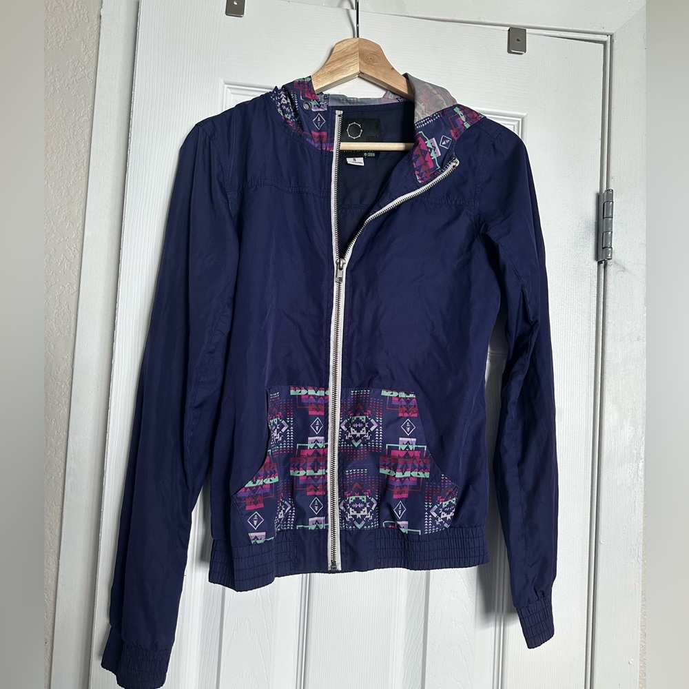 Women’s Wind Breaker
